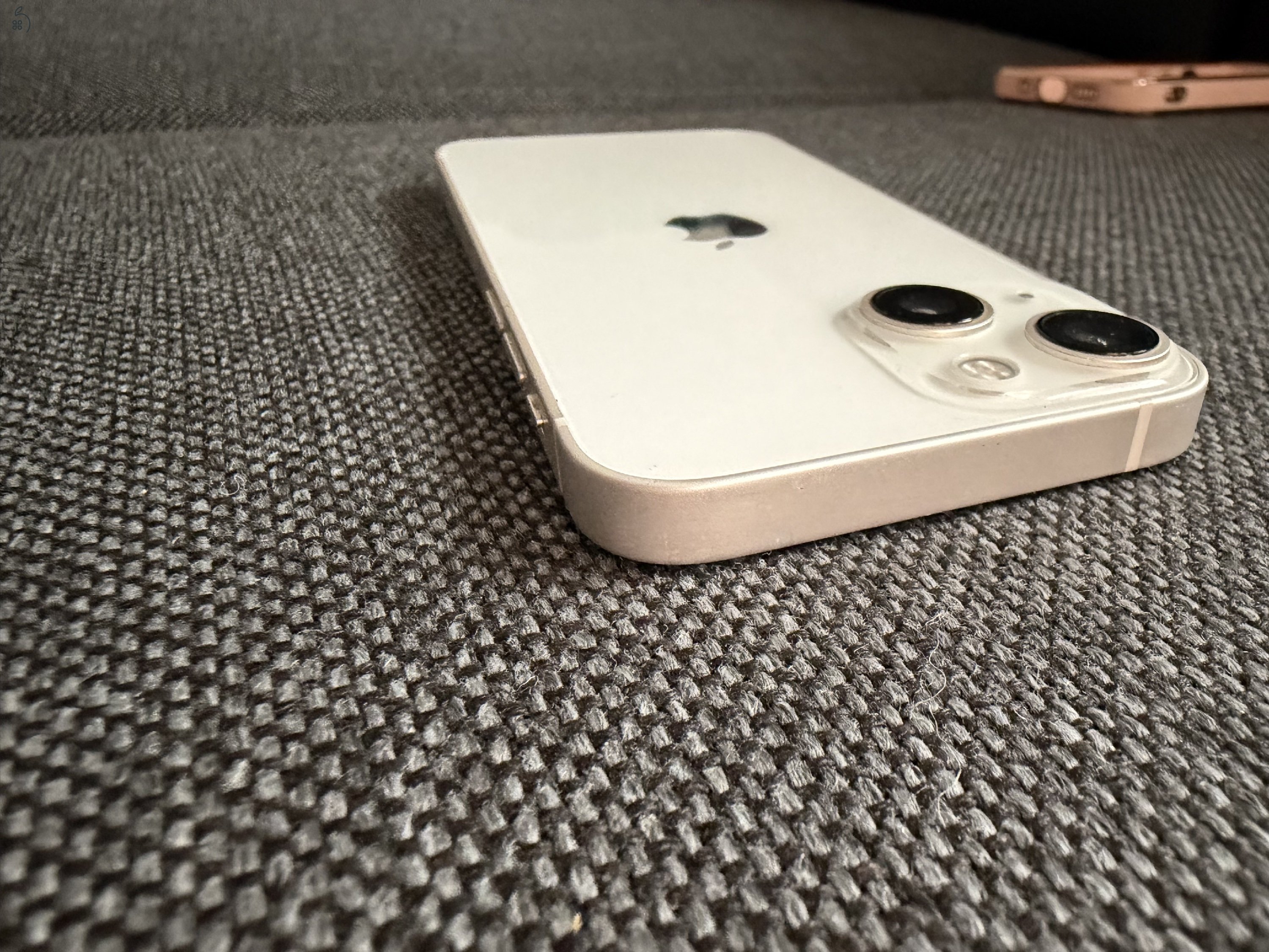 Karcmentes független 128GB iPhone 13 mini