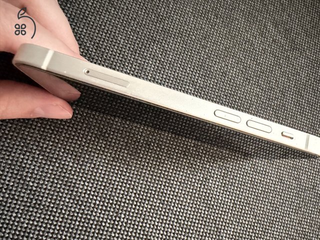 Karcmentes független 128GB iPhone 13 mini