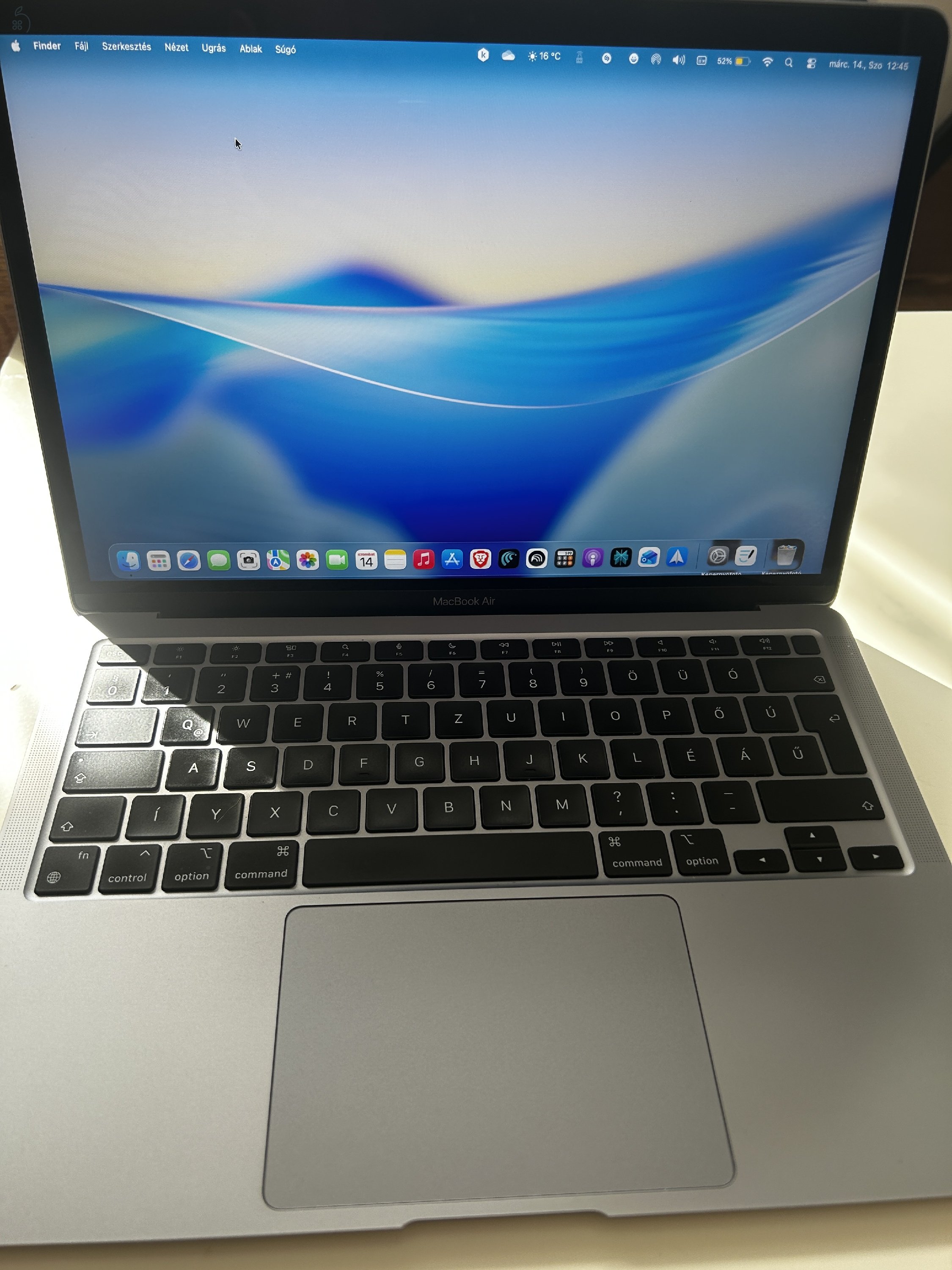 MacBook Air M1  8 GB RAM 256GB SSD eladó megkímélt állapotban