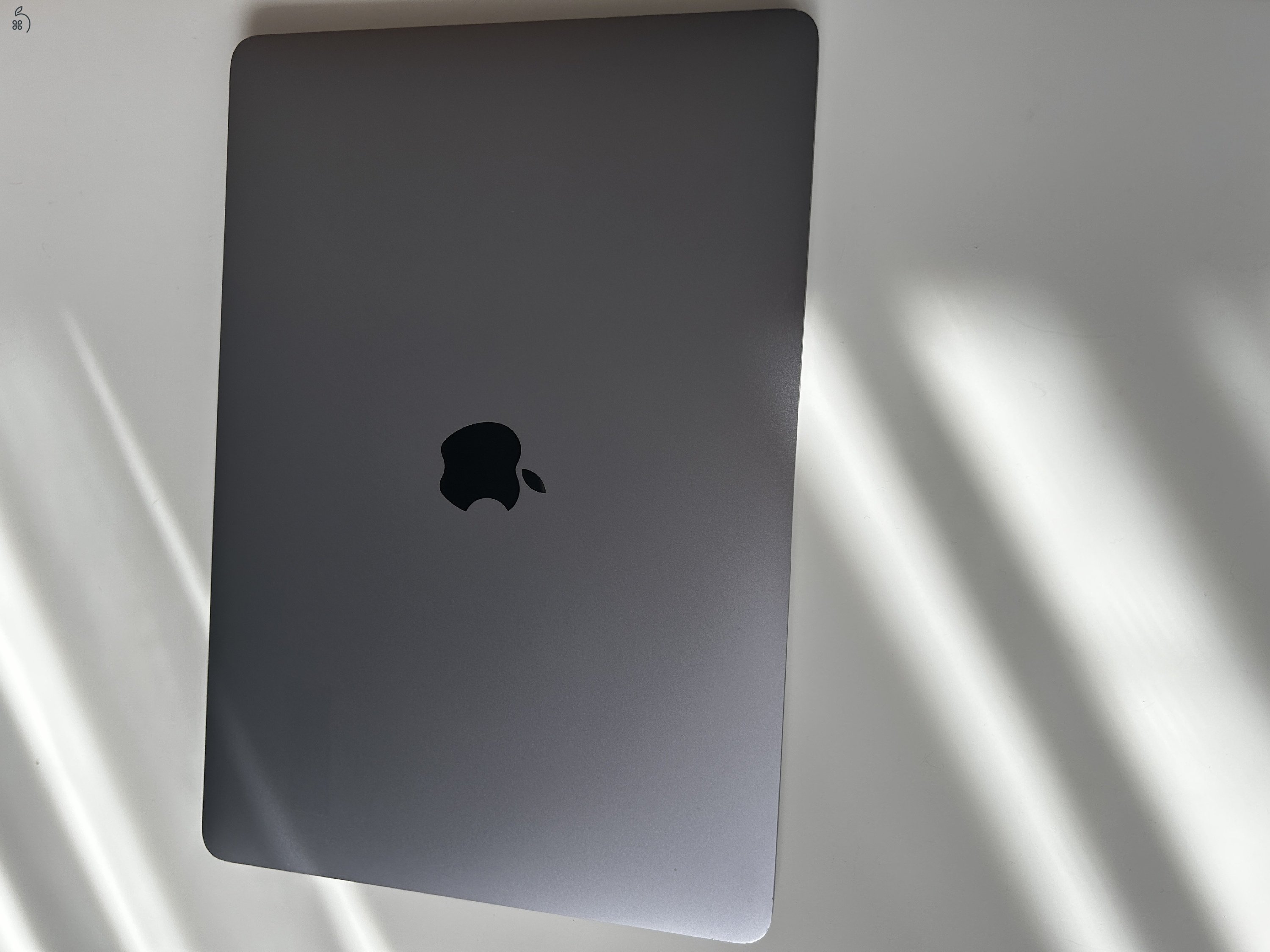 MacBook Air M1  8 GB RAM 256GB SSD eladó megkímélt állapotban