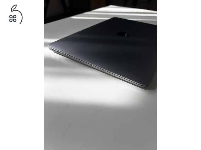 MacBook Air M1  8 GB RAM 256GB SSD eladó megkímélt állapotban