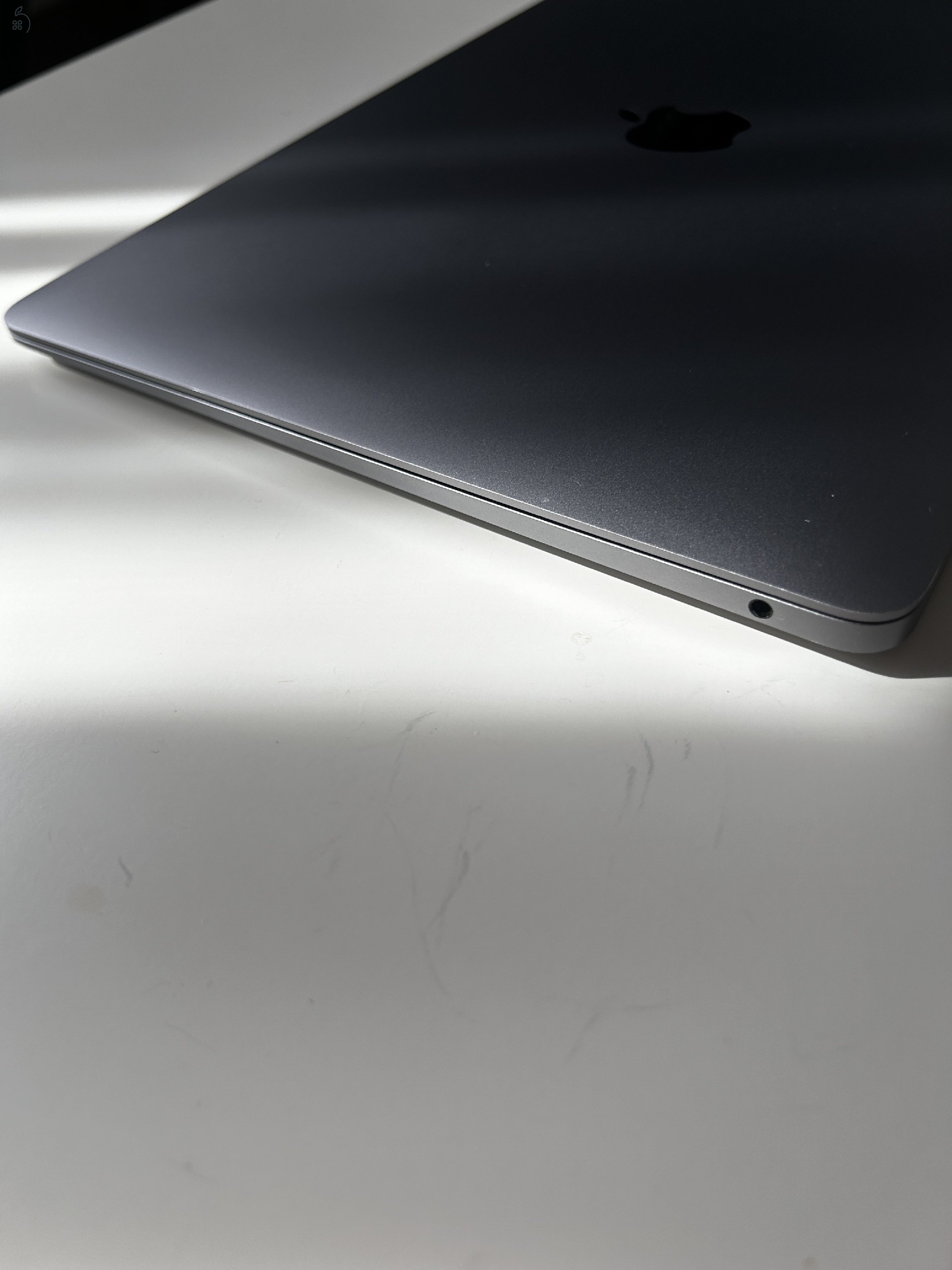 MacBook Air M1  8 GB RAM 256GB SSD eladó megkímélt állapotban