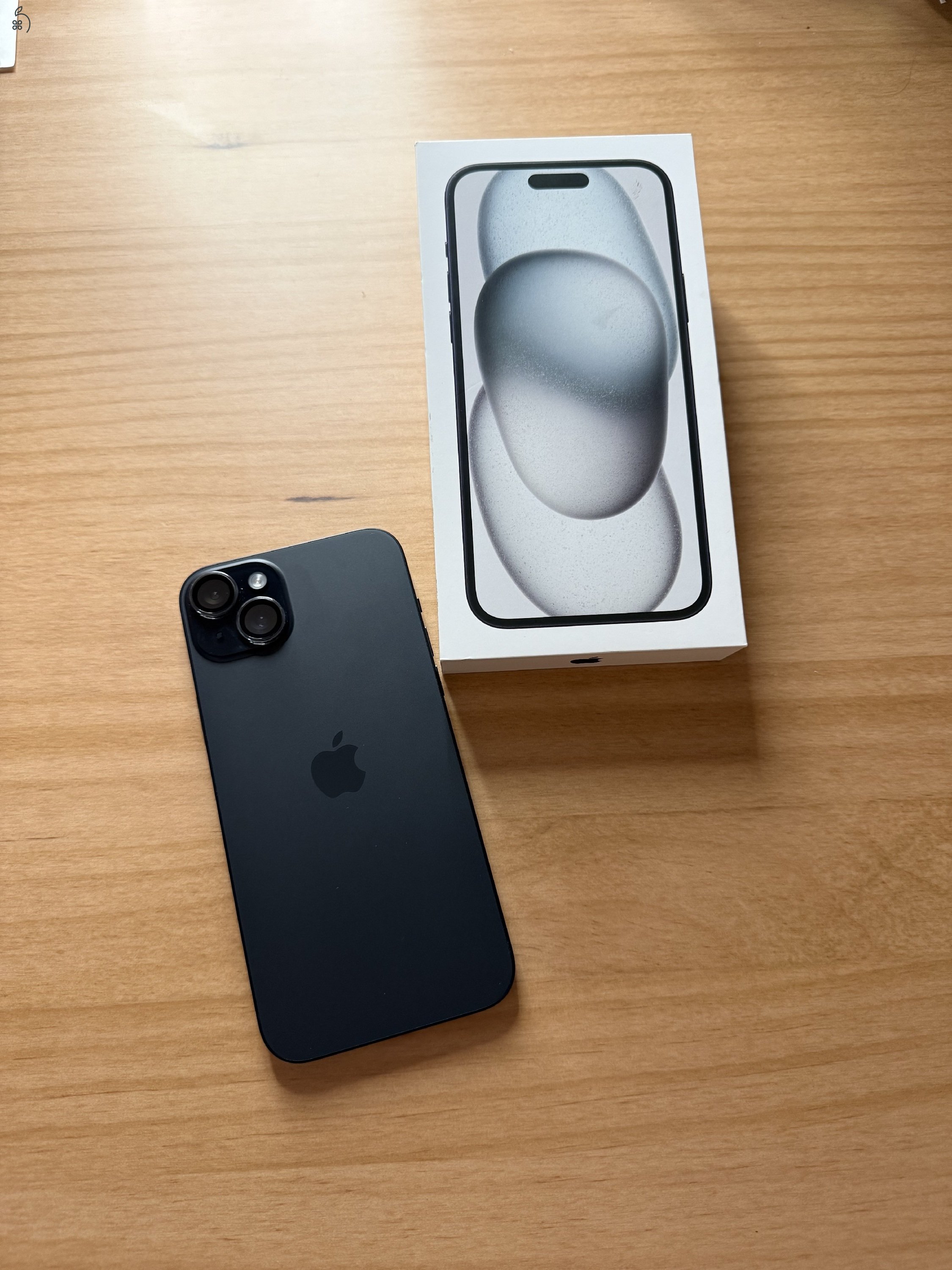 Appl iPhone 15 Plus 128GB - fekete