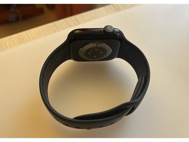 Eladó Apple Watch Series 10 GPS – 42 mm, kozmoszfekete