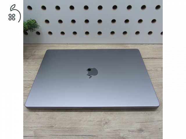 Apple MacBook Pro 16 (2021) 32GB/512GB használt, megkímélt, 83% akku, 158 ciklus