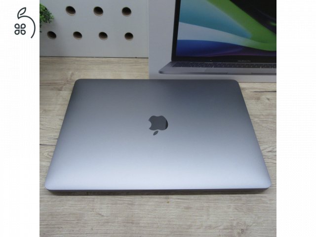 Apple MacBook Pro 13 (2022) 16GB/512GB új, kibontott, 100% akku, 1 töltési ciklus