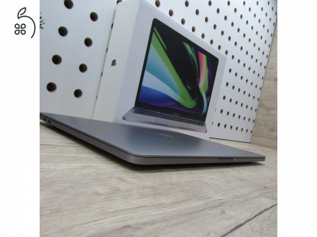 Apple MacBook Pro 13 (2022) 16GB/512GB új, kibontott, 100% akku, 1 töltési ciklus