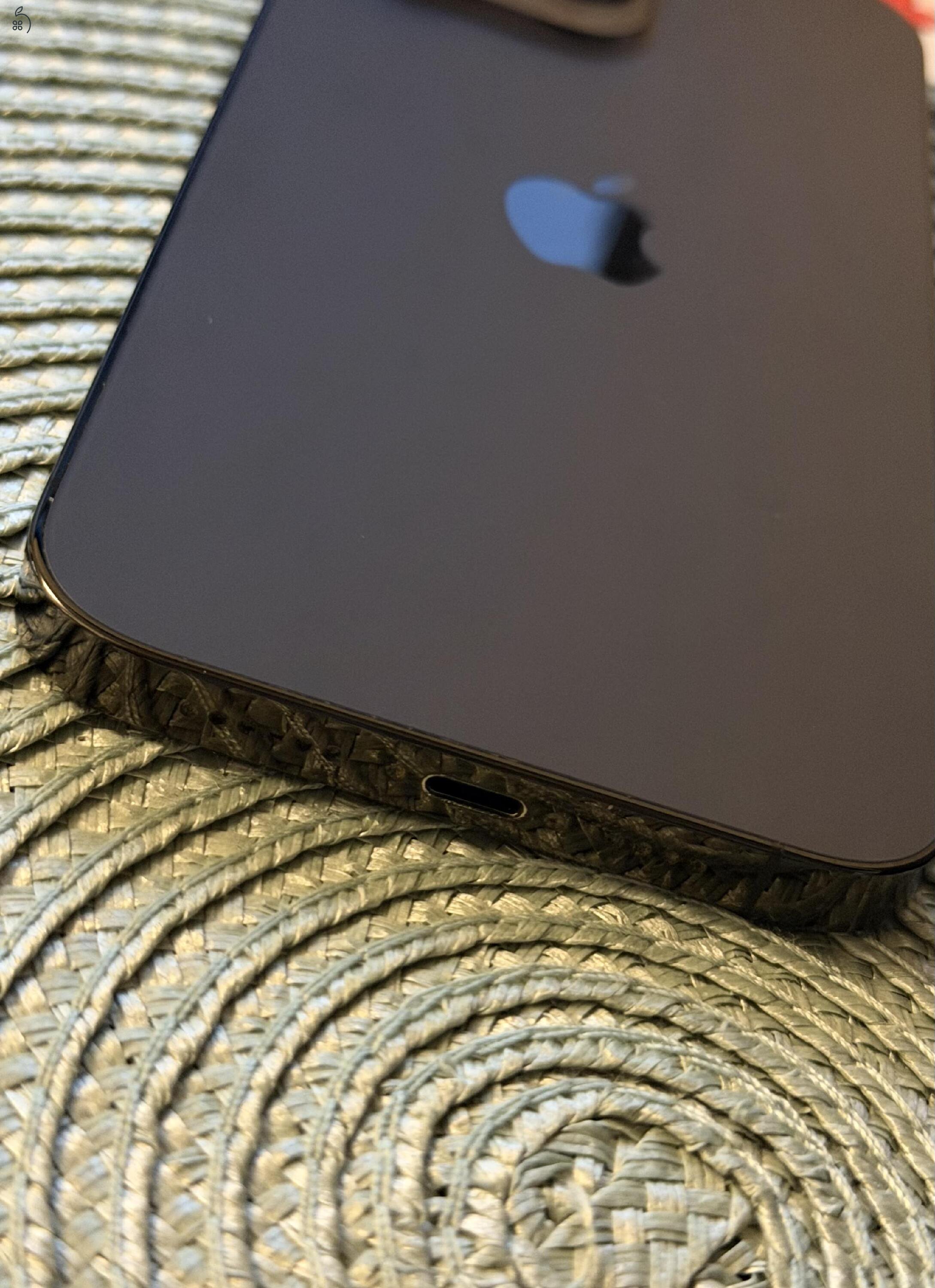 Fekete iPhone 14 pro max 128GB