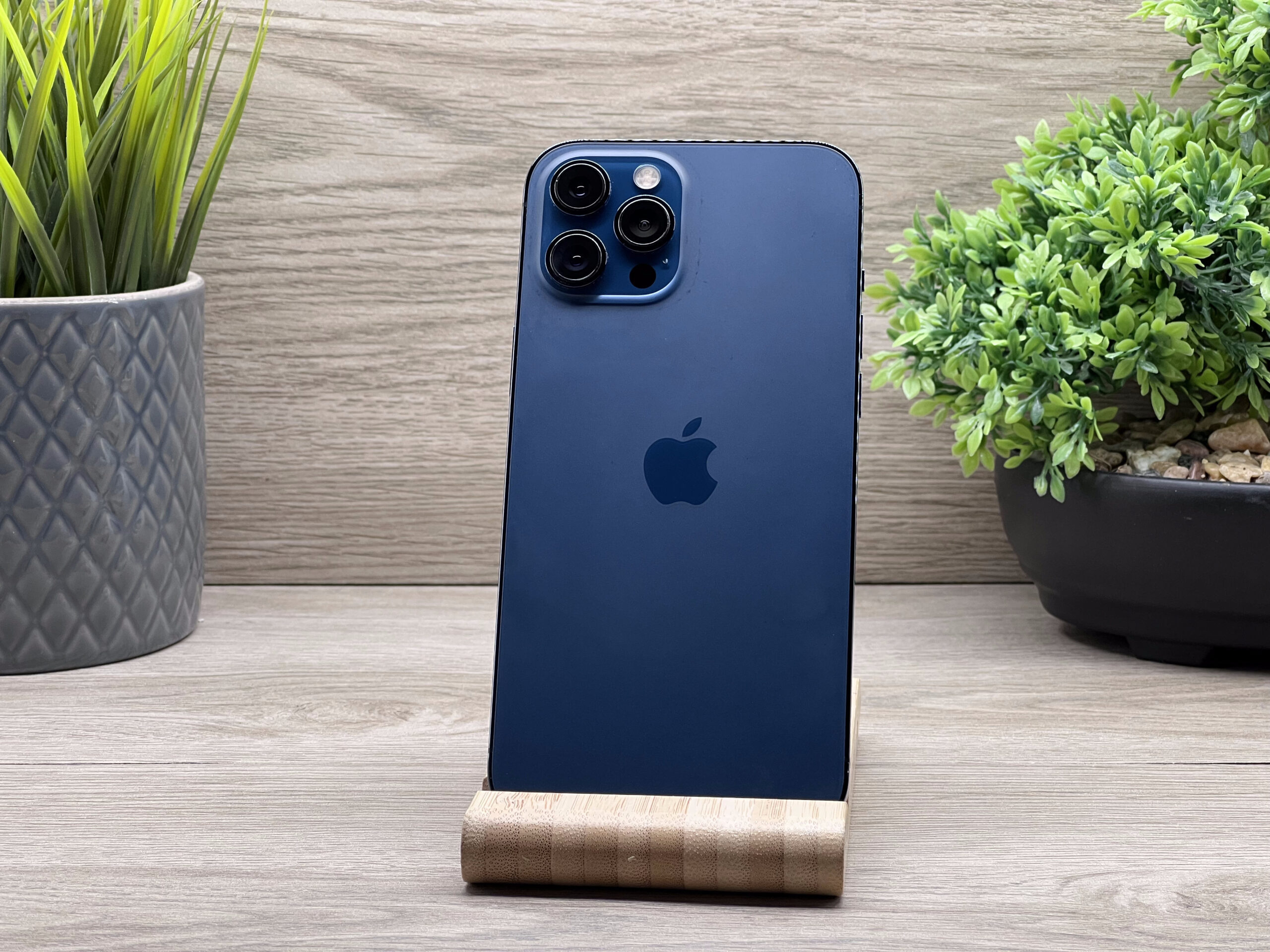 iPhone 12 Pro Max Pacific Blue 128GB 2 ÉV Garanciával 90%