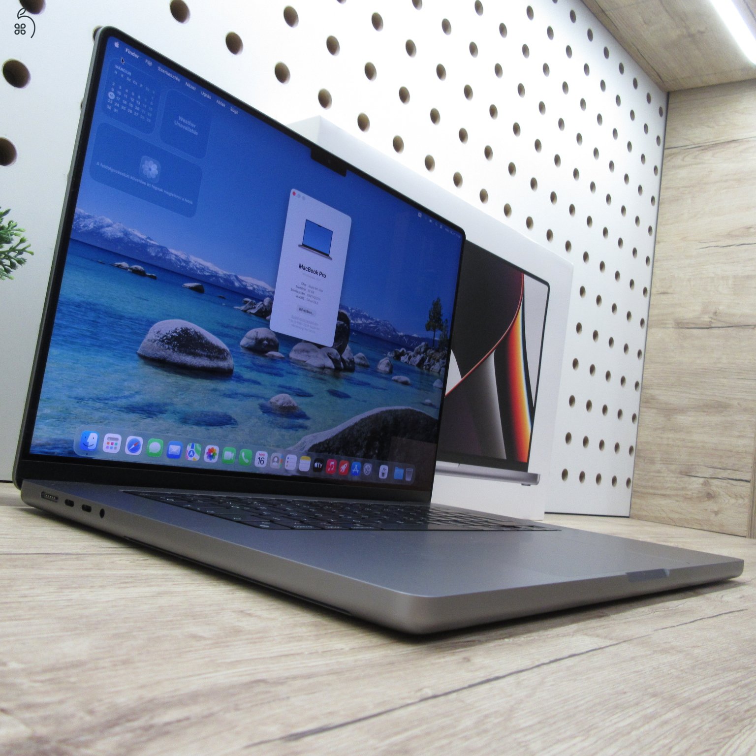 Apple MacBook Pro 16 M1 Max (2023) 32GB/500GB új, kibontott, 100% akku, 2 ciklus