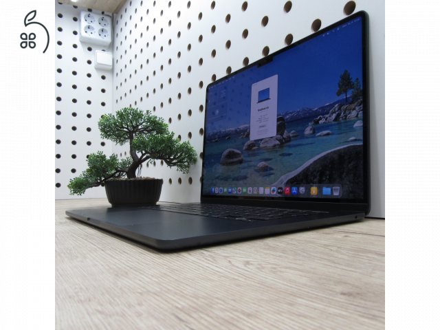 Apple MacBook Air 15 (2024) 8GB/256GB használt, megkímélt, 100% akku, 55 ciklus