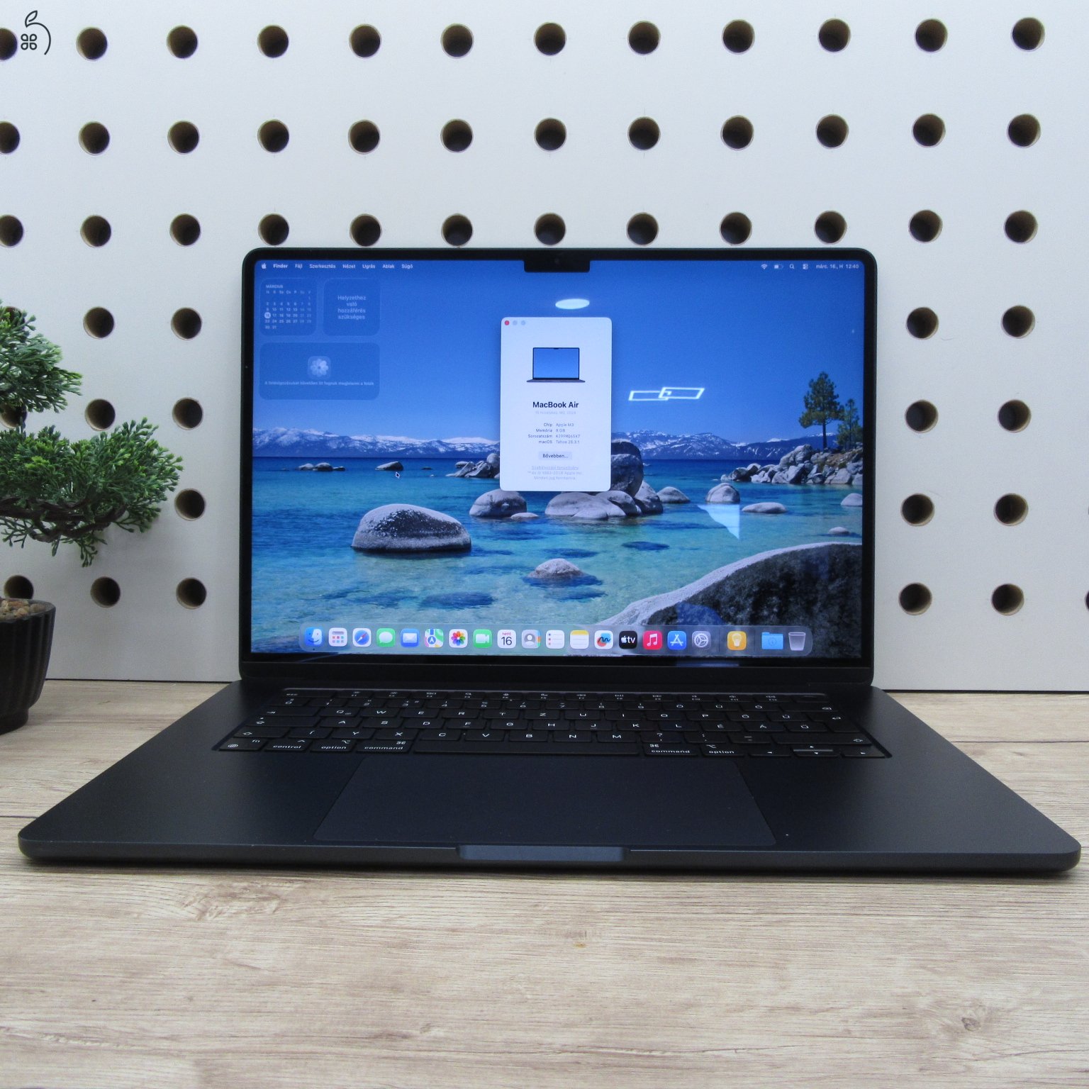 Apple MacBook Air 15 (2024) 8GB/256GB használt, megkímélt, 100% akku, 55 ciklus