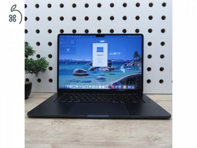 Apple MacBook Air 15 (2024) 8GB/256GB használt, megkímélt, 100% akku, 55 ciklus