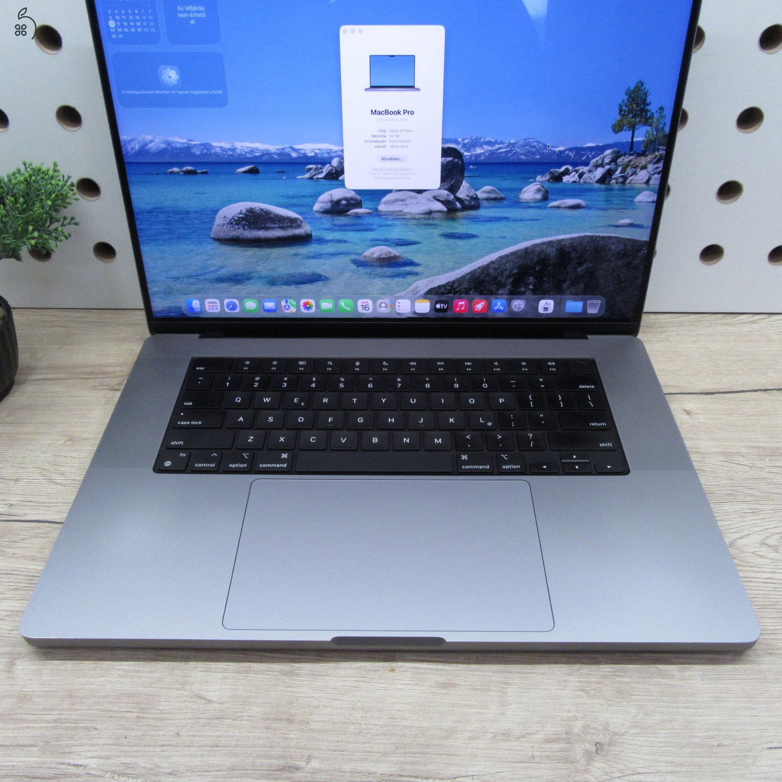 Apple MacBook Pro 16 M1 Max (2021) 32GB/500GB használt, szép állapot, 90% akku, 295 ciklus