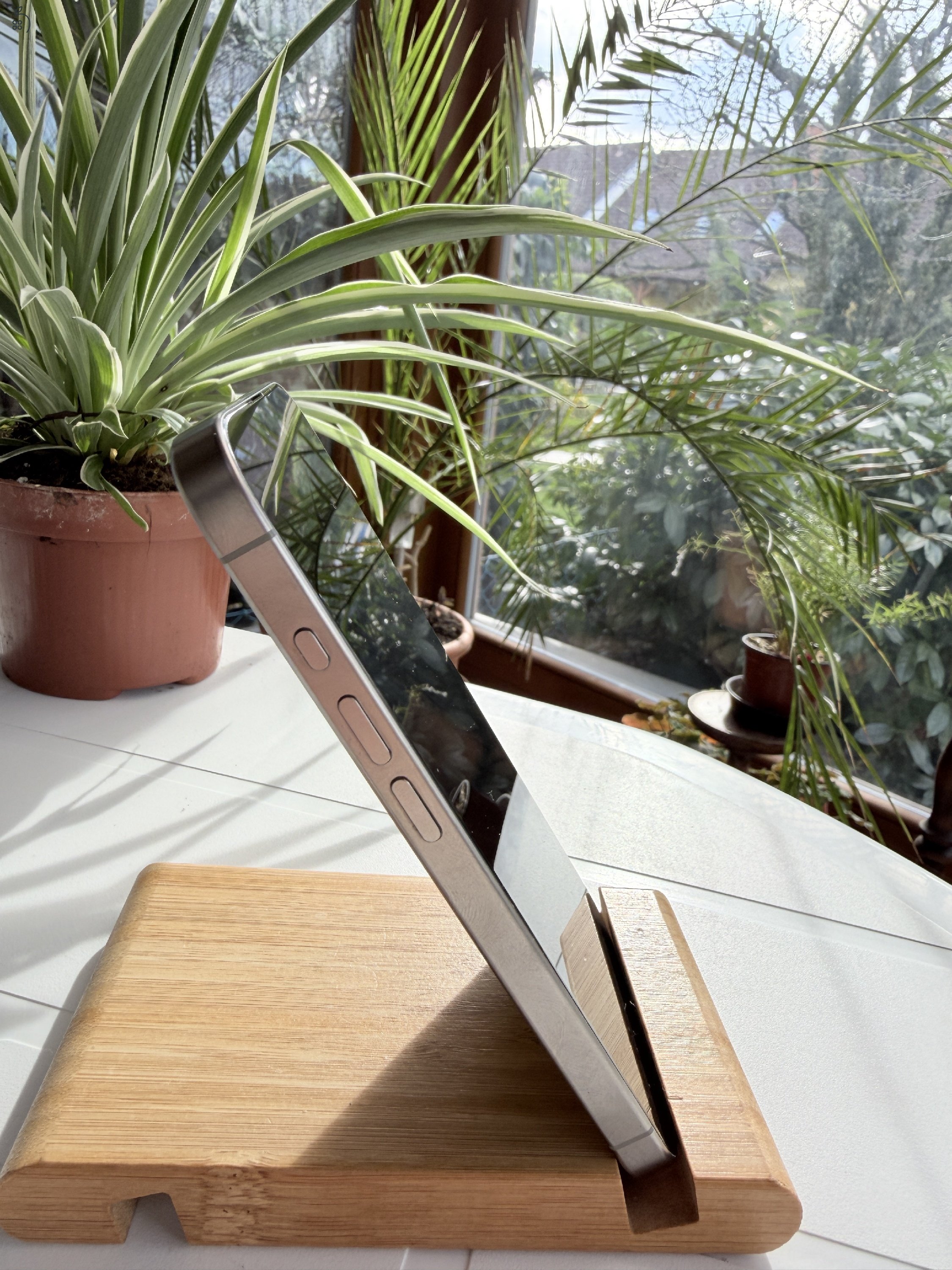 Iphone 15 Pro 128 GB Natúr Titánium FÜGGETLEN 87% AKKU Karcmentes, Hibátlan