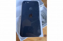 Hibátlan iPhone SE 2020 Black 128GB