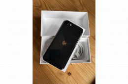 Hibátlan iPhone SE 2020 Black 128GB