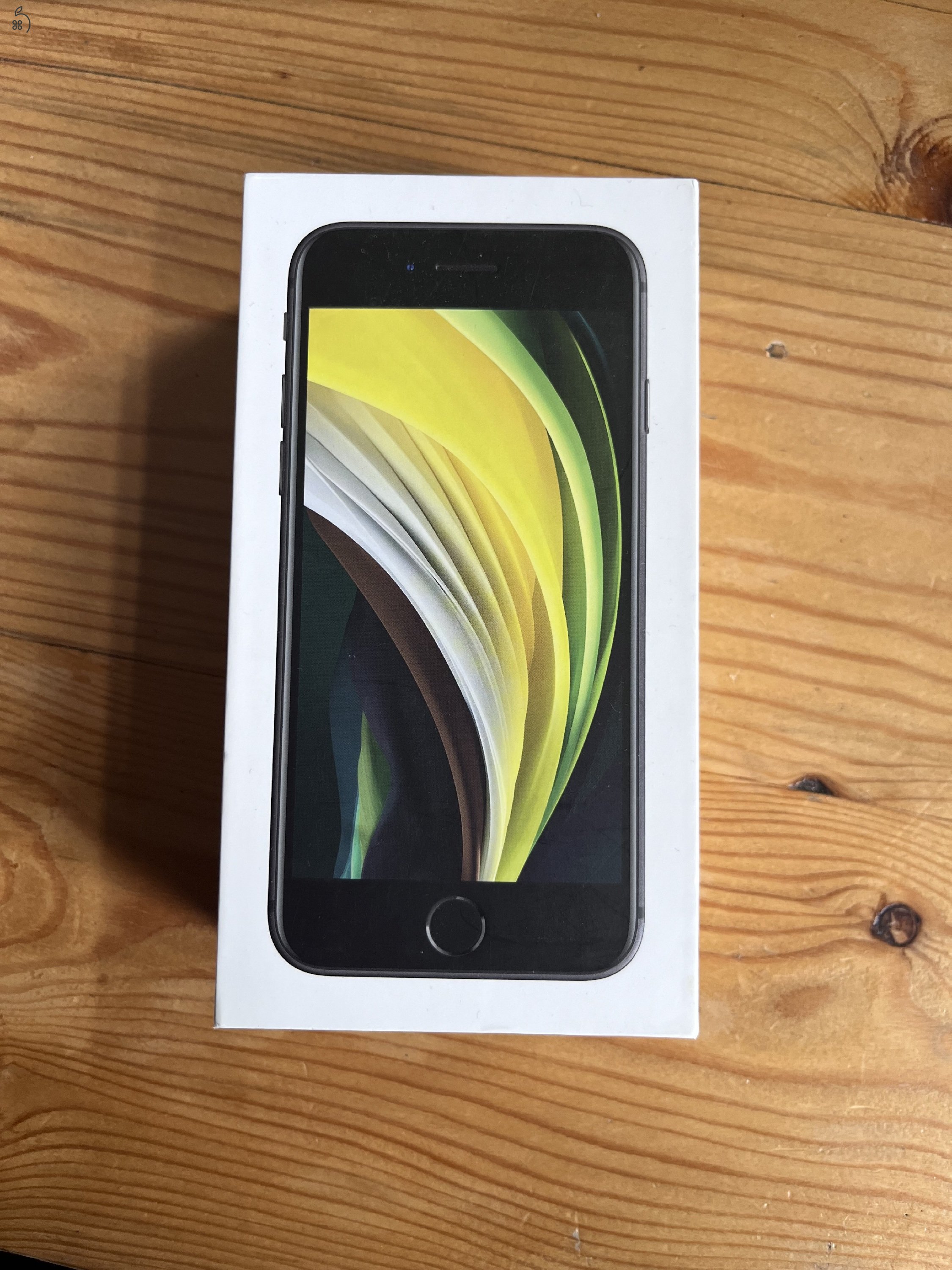 Hibátlan iPhone SE 2020 Black 128GB