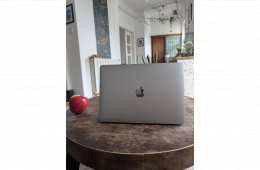MacBook Pro 2017 13