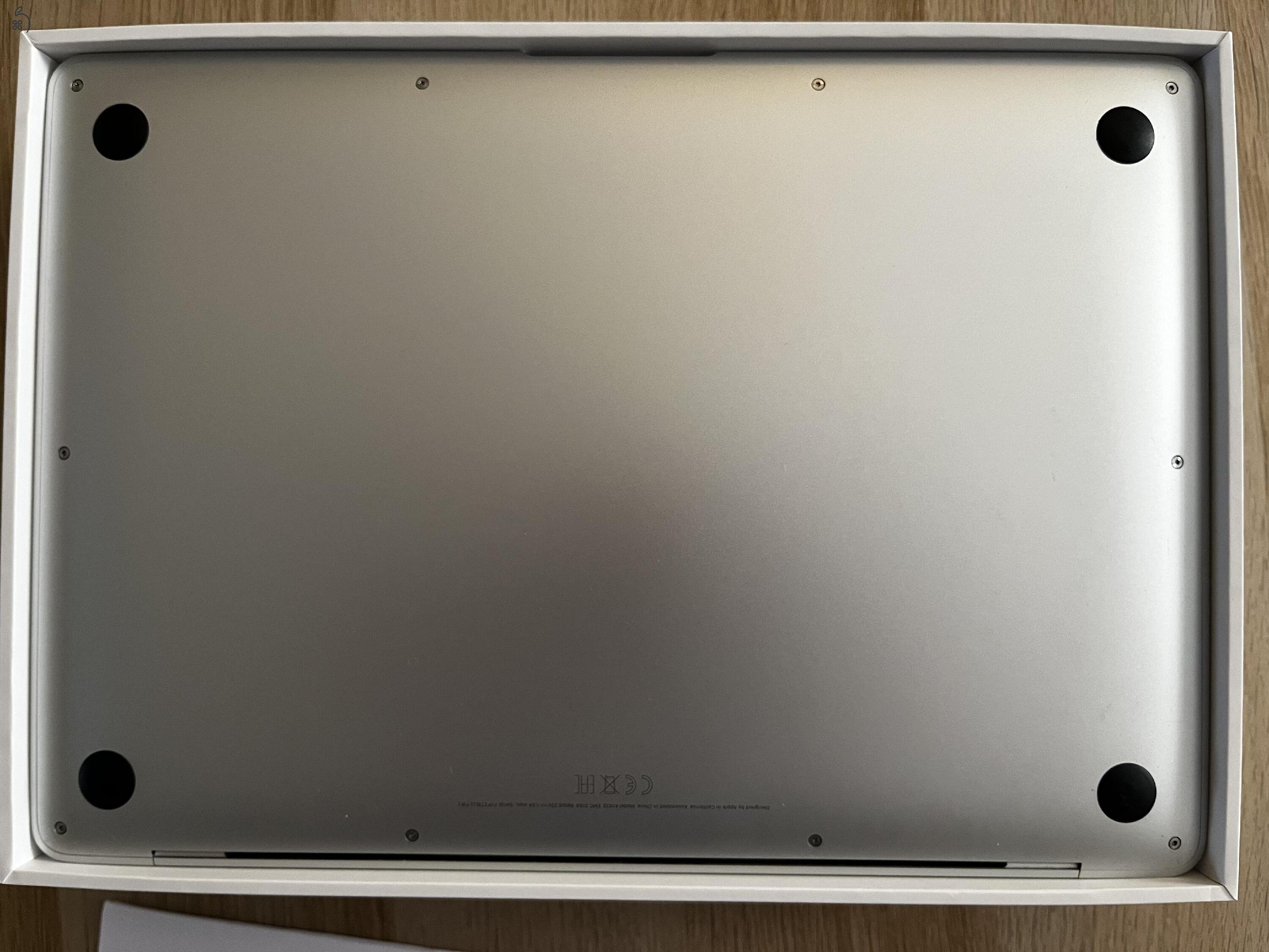 MacBook Air 13” (2019)