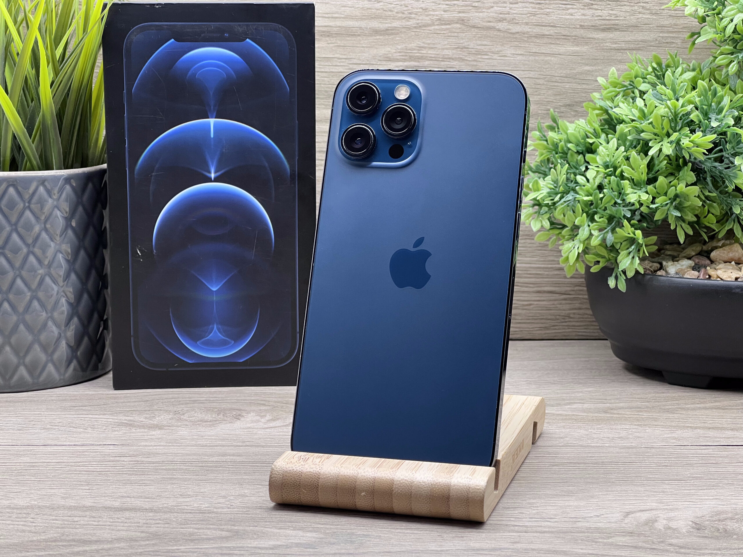 iPhone 12 Pro Max Pacific Blue 128GB 2 ÉV Garanciával 90%