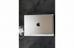 Apple Macbook Air 13 M2 csillagfény