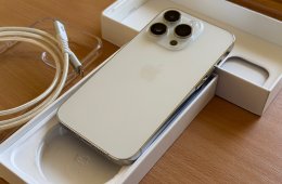 iPhone 14 Pro 256 GB ezüst, törött, hibás + bontatlan Spigen fólia, kábelek 