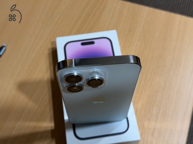 iPhone 14 Pro 256 GB ezüst, törött, hibás + bontatlan Spigen fólia, kábelek 