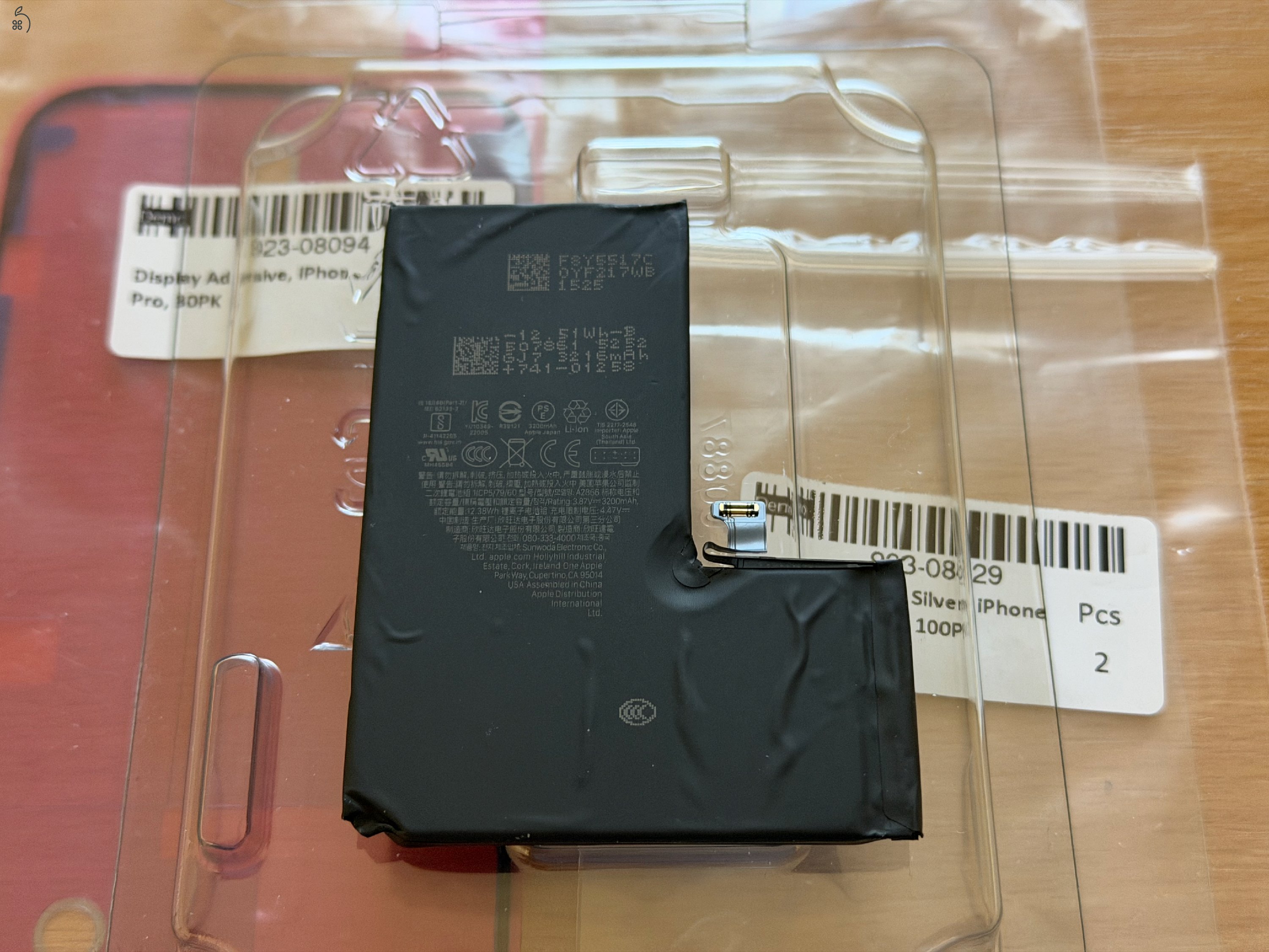 iPhone 14 Pro gyári Apple akkumulátor + kijelző ragasztó