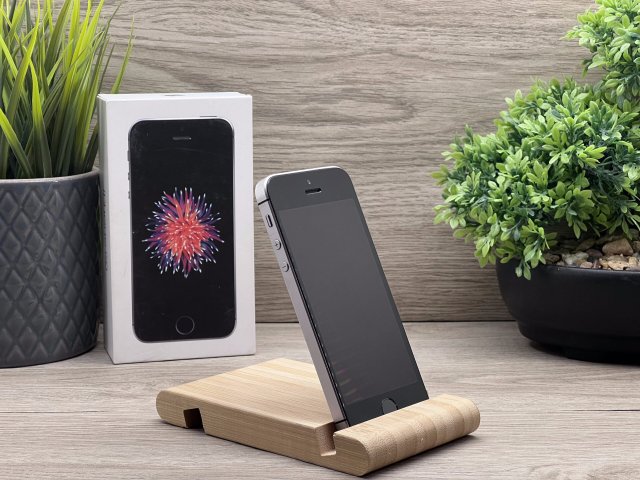 iPhone SE  2016 Space Gray 64GB 2 ÉV Garanciával 100%