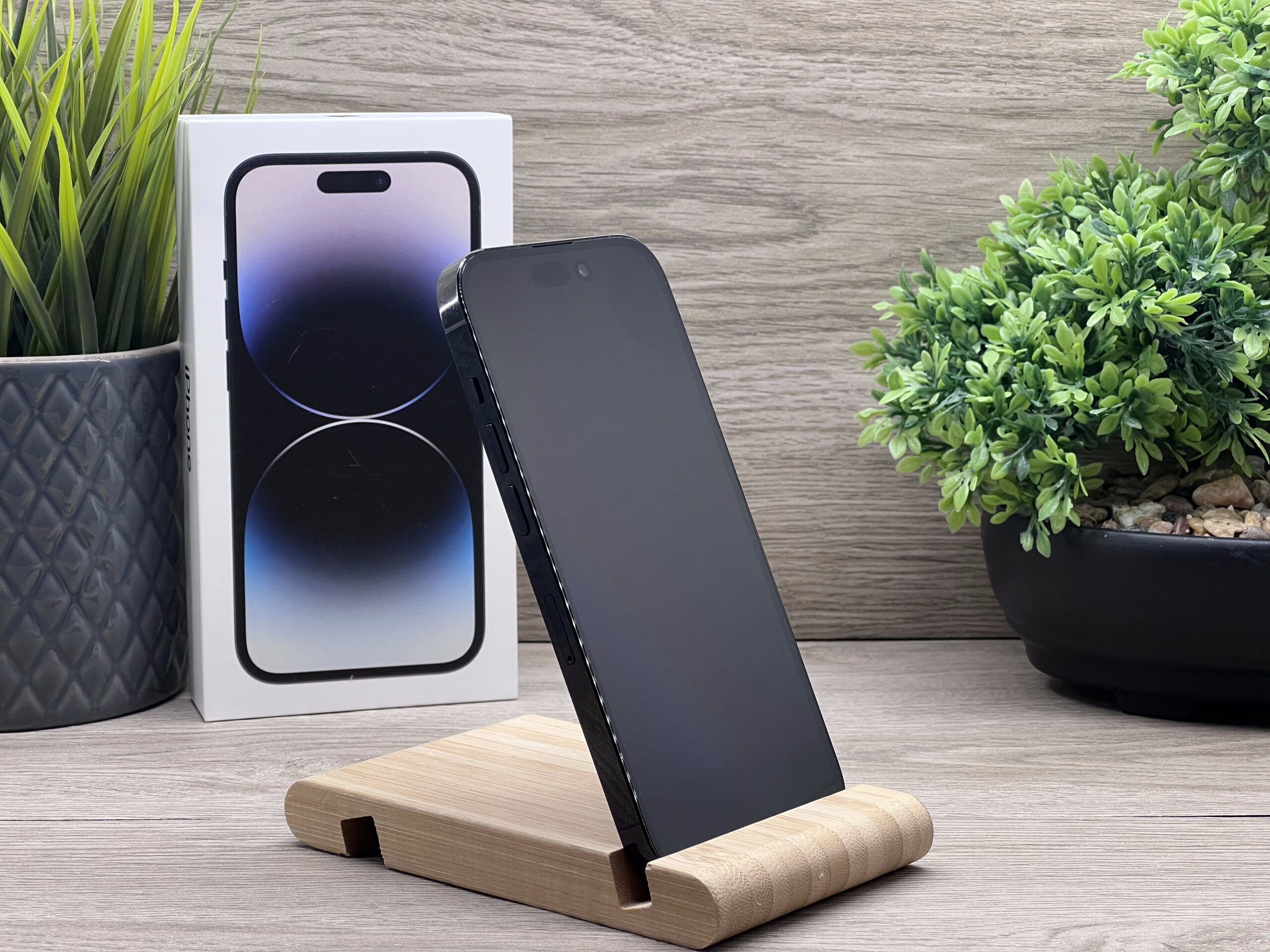 Hibátlan iPhone 14 Pro Space Black 128GB 2 ÉV Garanciával 92%