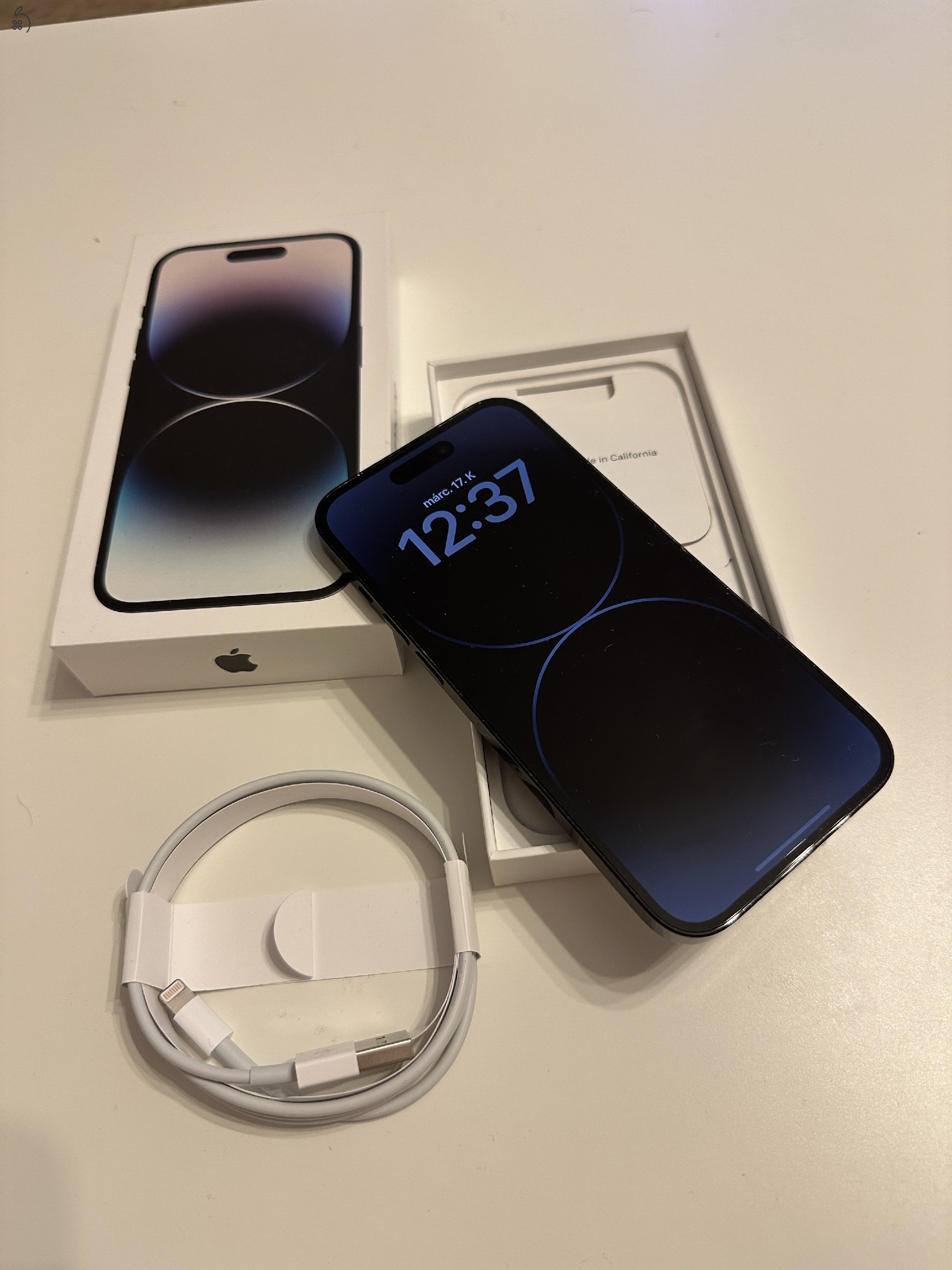 iPhone 14 pro hibátlan, 100% akku