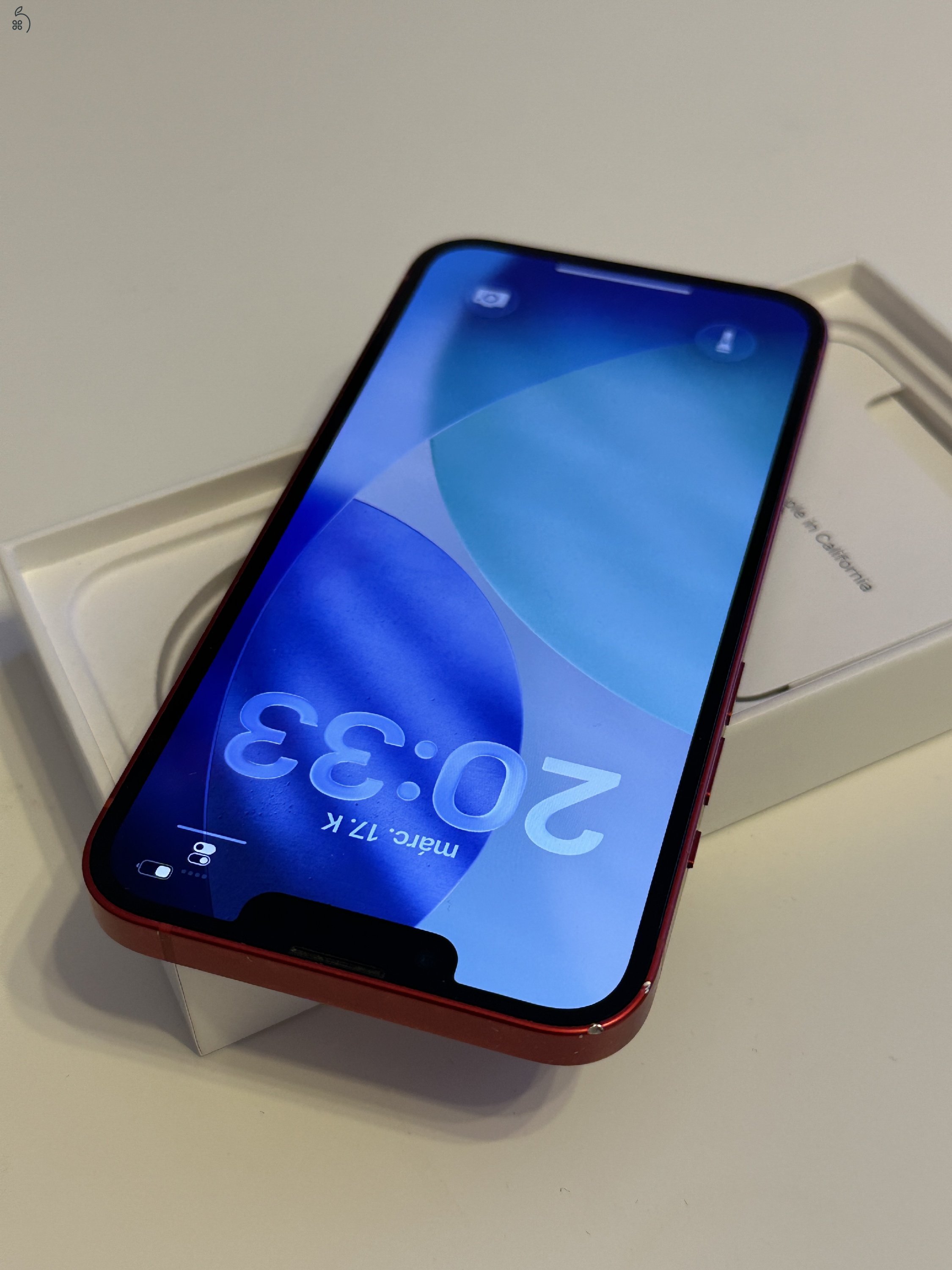 iPhone 13 piros 100% AKKU!