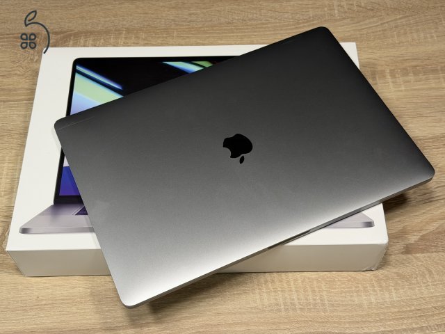 Macbook pro 16 2019. I9/32gb ram/512gb ssd/ Amd radeon 4gb -- Csere érdekel-- 