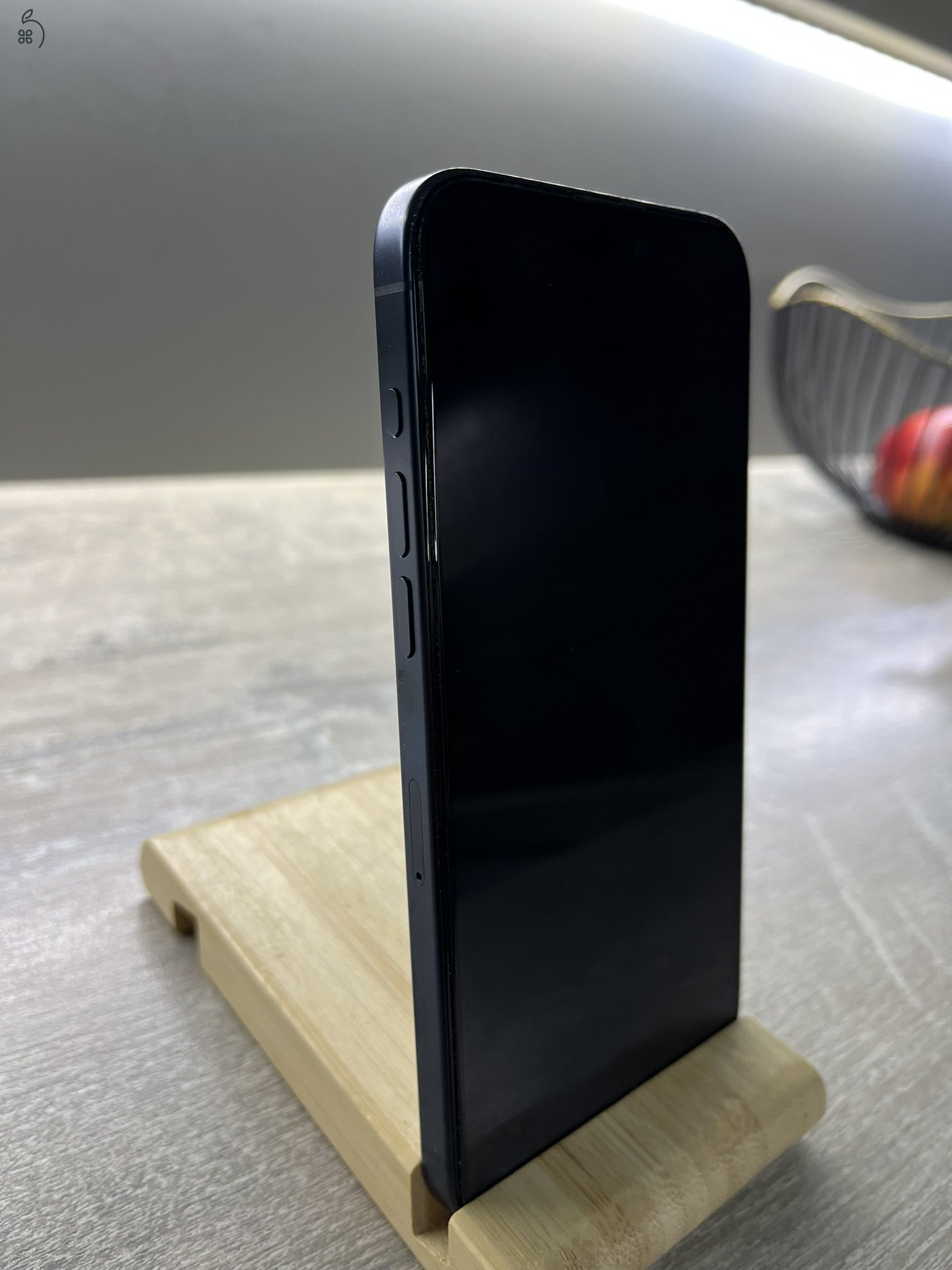 Apple Iphone 15 Pro Max 256GB | Független | 94% AKKU + Tok és Iglass