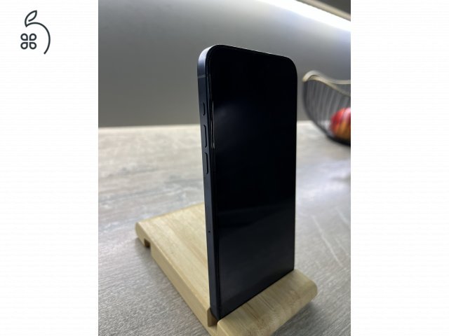 Apple Iphone 15 Pro Max 256GB | Független | 94% AKKU + Tok és Iglass