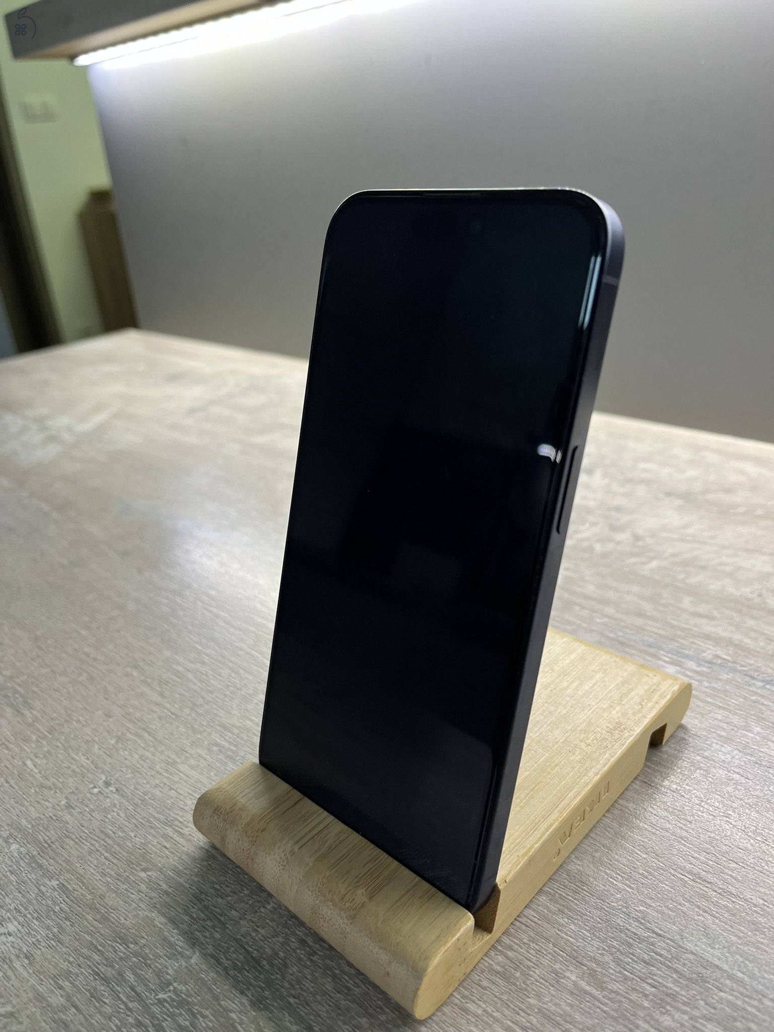 Apple Iphone 15 Pro Max 256GB | Független | 94% AKKU + Tok és Iglass