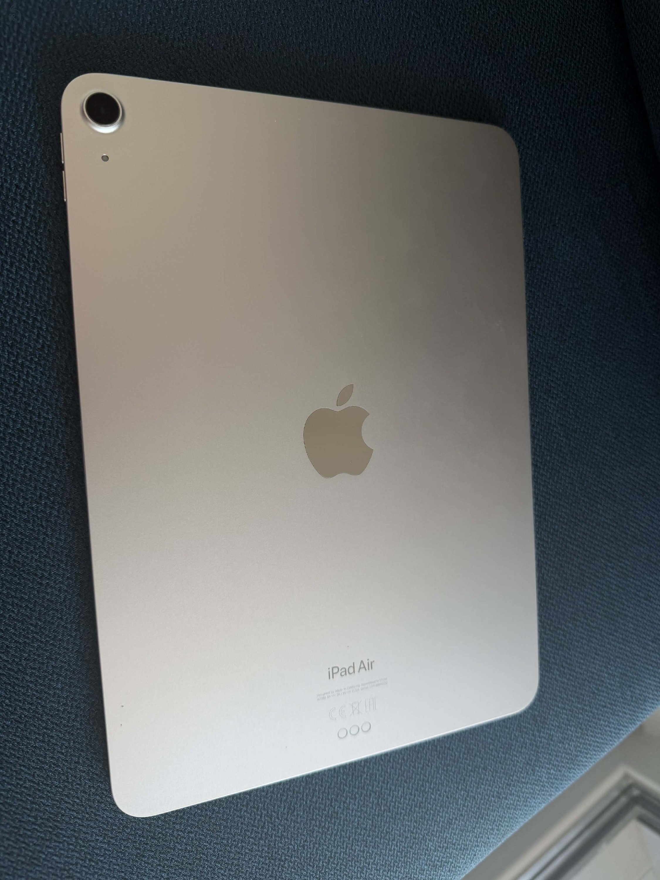 iPad Air 5 (M1) 64GB Wi-Fi + Apple Pencil 2 – Gyönyörű állapotban!