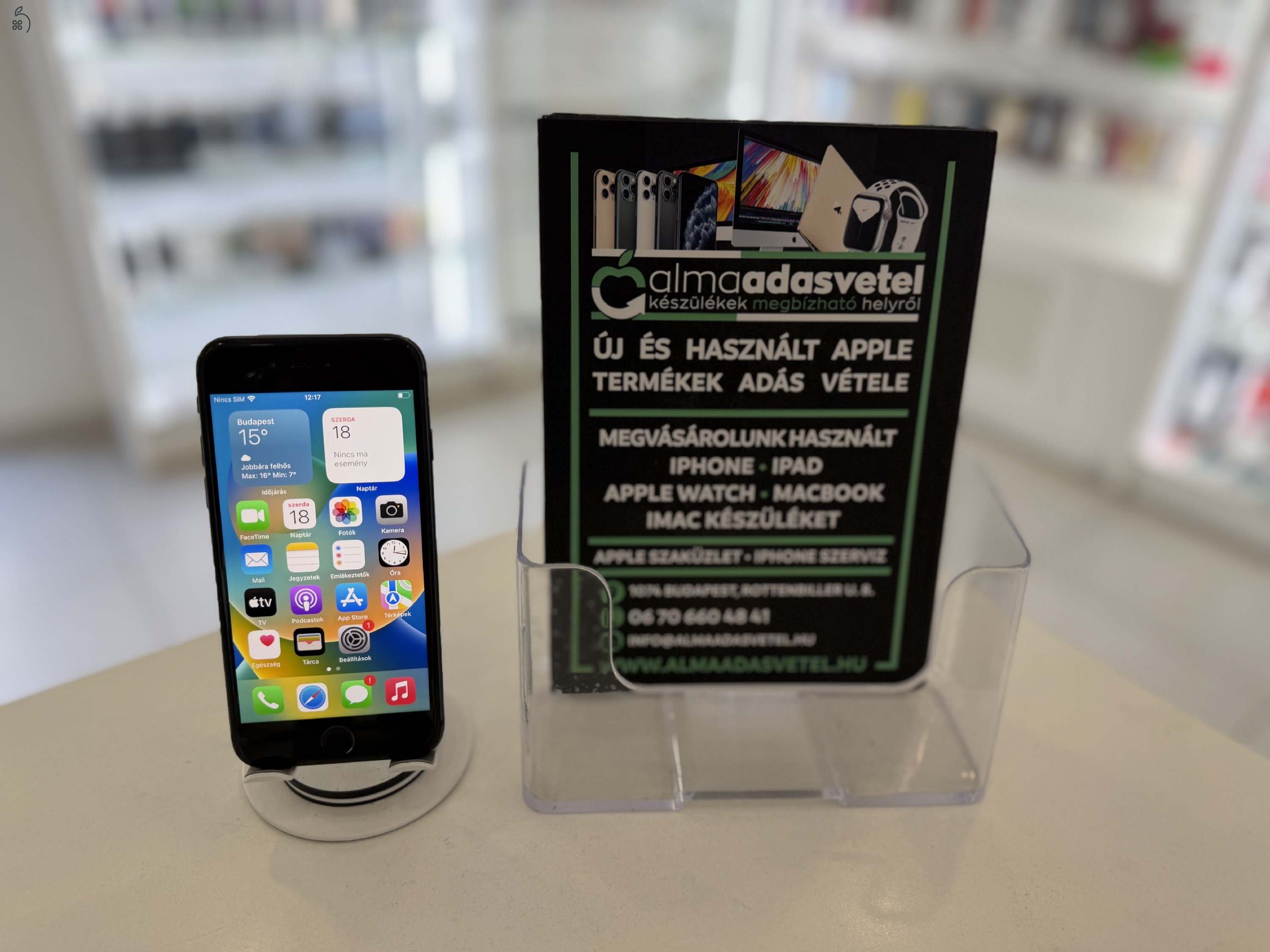 iPhone 8 64GB One Használt/1 hónap gar./Akku 100%/k11