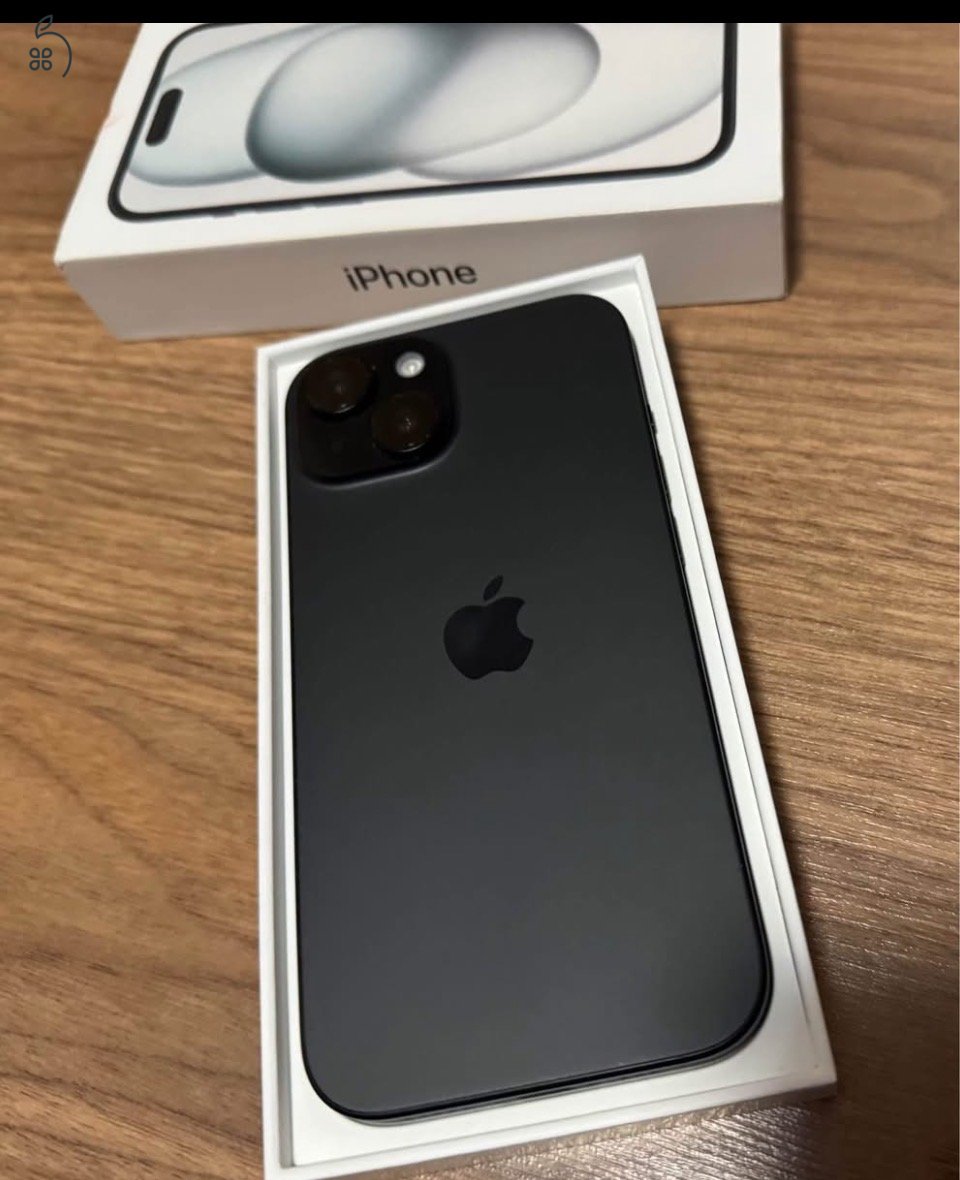 Eladó egy garanciális iPhone 15 256gb