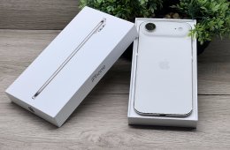 Hibátlan iPhone Air Light Gold 256GB 2 ÉV Garanciával 100%