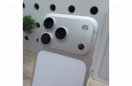 Apple iPhone 17 Pro Silver 256GB használt karcmentes – 100% akku (13 ciklus) – garancia 2027.02.18.-ig