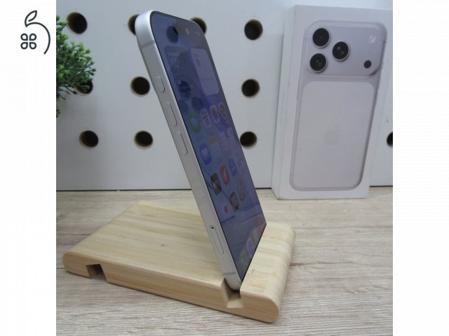 Apple iPhone 17 Pro Silver 256GB használt karcmentes – 100% akku (13 ciklus) – garancia 2027.02.18.-ig