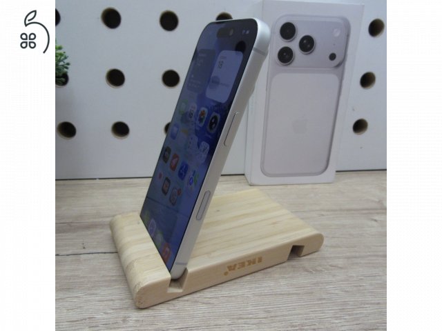 Apple iPhone 17 Pro Silver 256GB használt karcmentes – 100% akku (13 ciklus) – garancia 2027.02.18.-ig