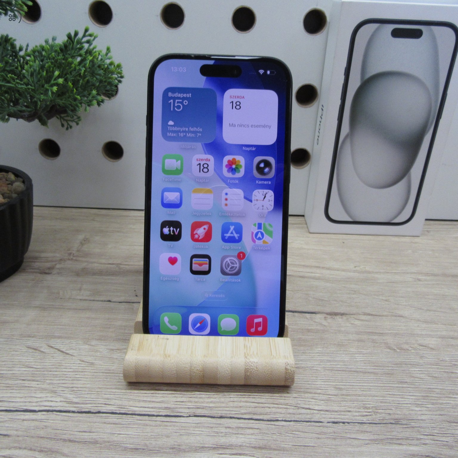 Apple iPhone 15 Black 128GB használt szép állapot – 100% akku – 6 hónap garancia