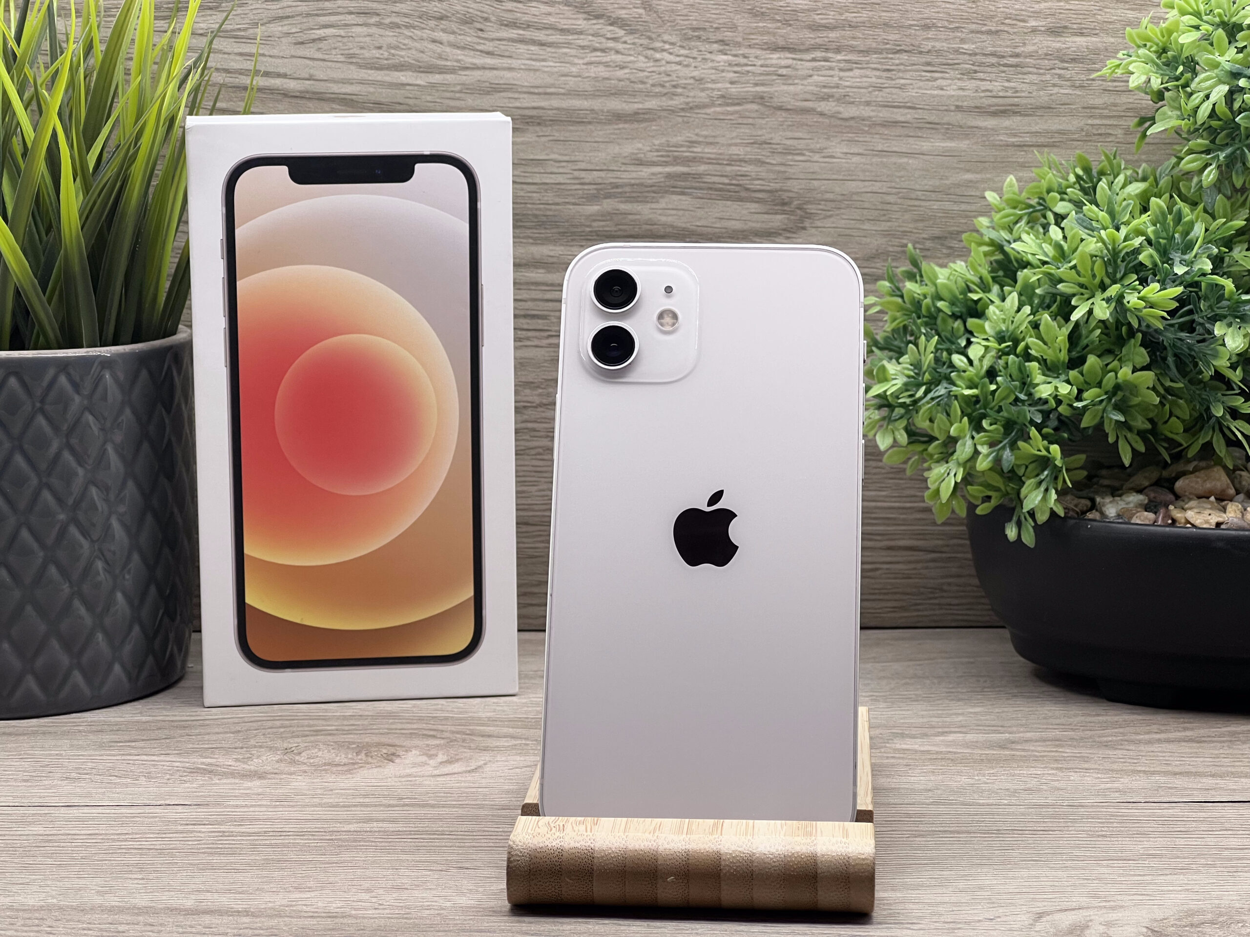 Hibátlan iPhone 12 White 64GB 2 ÉV Garanciával 100%