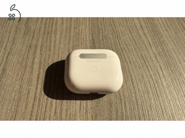 Apple AirPods (3. generáció), MagSafe/lightning töltőtokkal