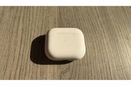 Apple AirPods (3. generáció), MagSafe/lightning töltőtokkal
