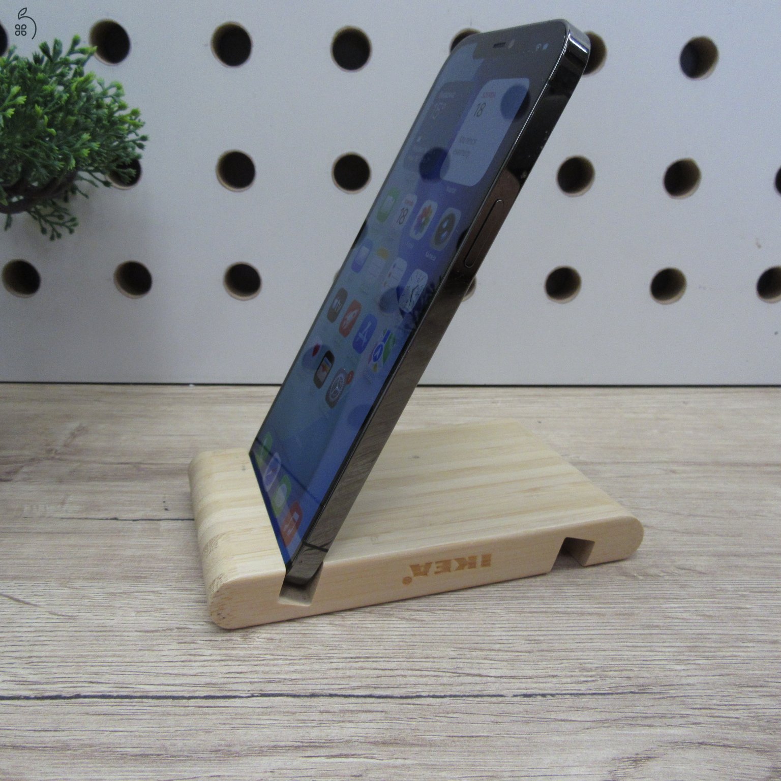 Apple iPhone 12 Pro Max Graphite 128GB használt szép állapot – 100% akku – 6 hónap garancia