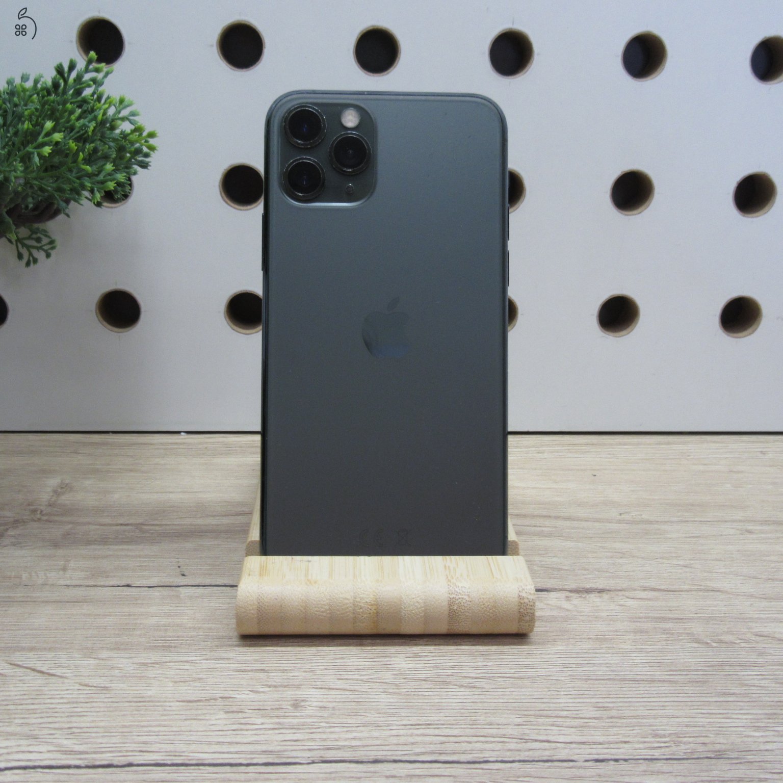 Apple iPhone 11 Pro Green 64GB használt – One függő – Face ID hibás – 6 hónap garancia